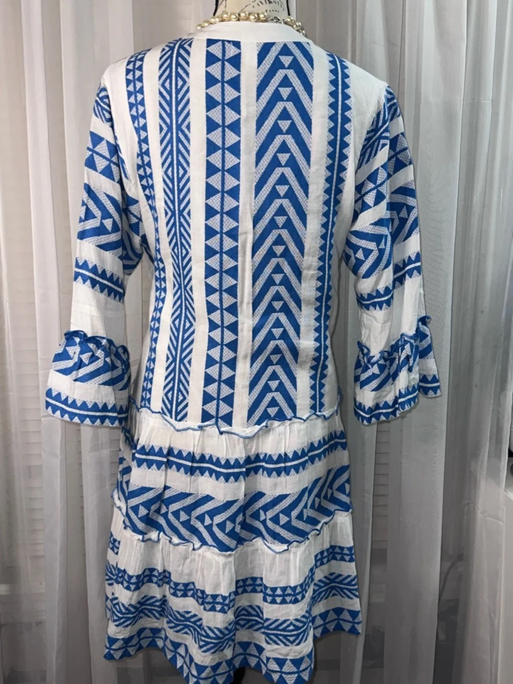 THML Light Blue and White Women's Top - Picture 7 of 9